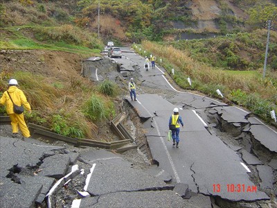 Prefectural route 71 leading to Shiotani Tunnel, Photo by M. Numada at 37.314143, 138.870277, Nov. 13th 2004
