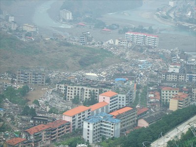 South built-up area of Wenchuan County, Photo by K. Konagai at 31.819185, 104.451109, July 27th 2008